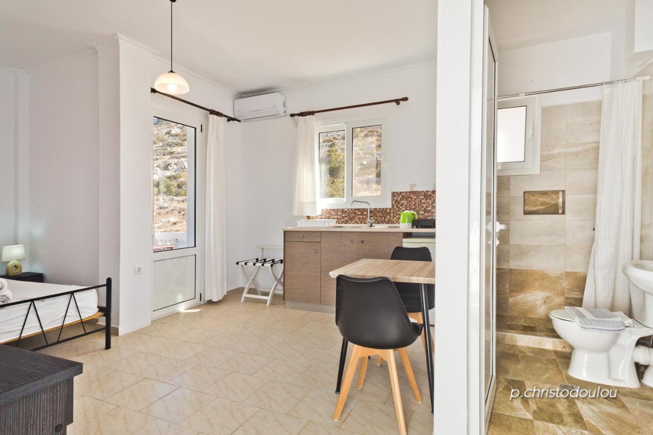Albatros Studios & Apartments Λευκός Καρπάθου Εξωτερικό φωτογραφία